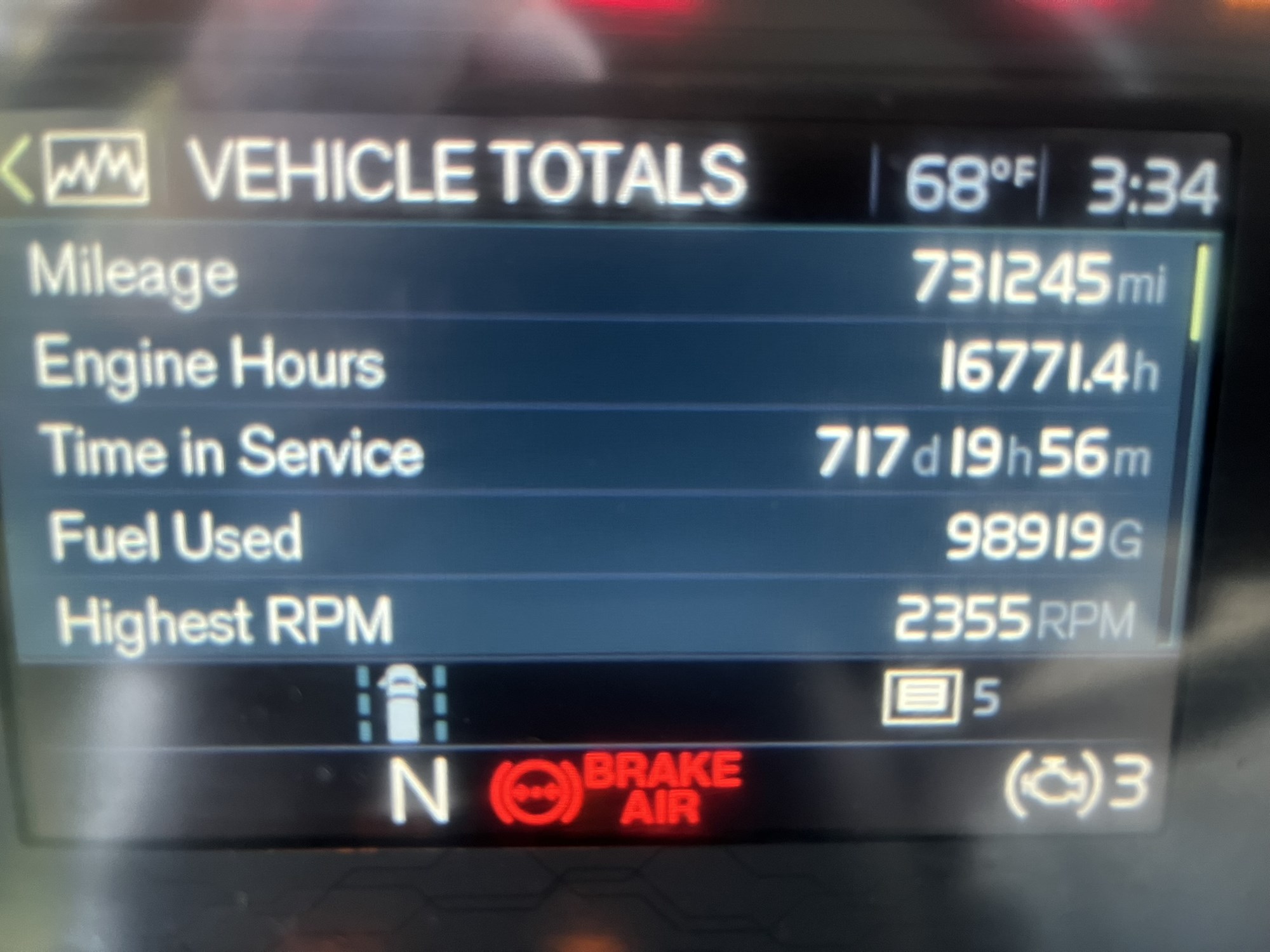 2021 VOLVO VNR 1163190-02 2021 VOLVO VNR 1163190-02