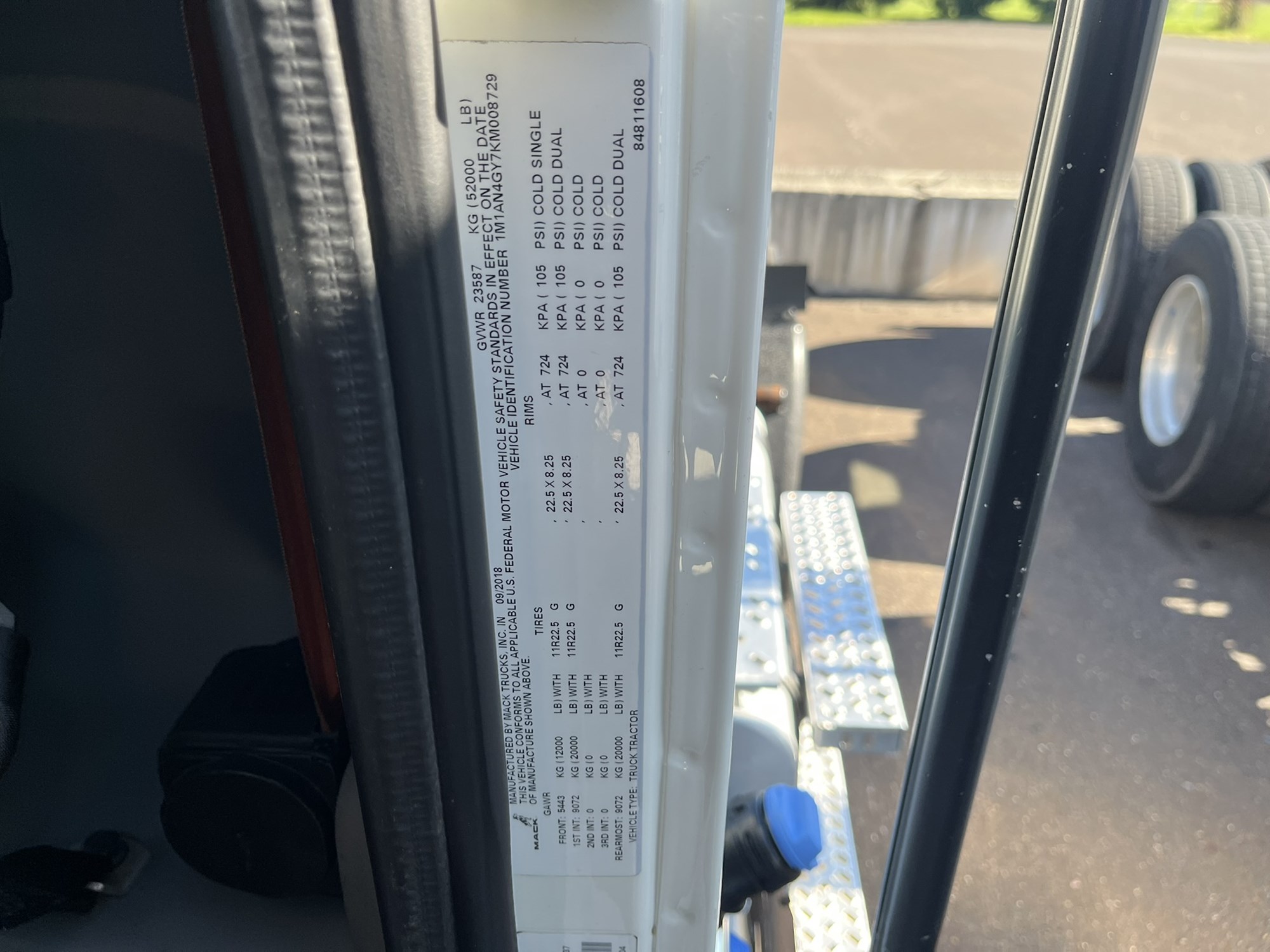 2019 MACK AN64T 2019 MACK AN64T - image 3 of 3