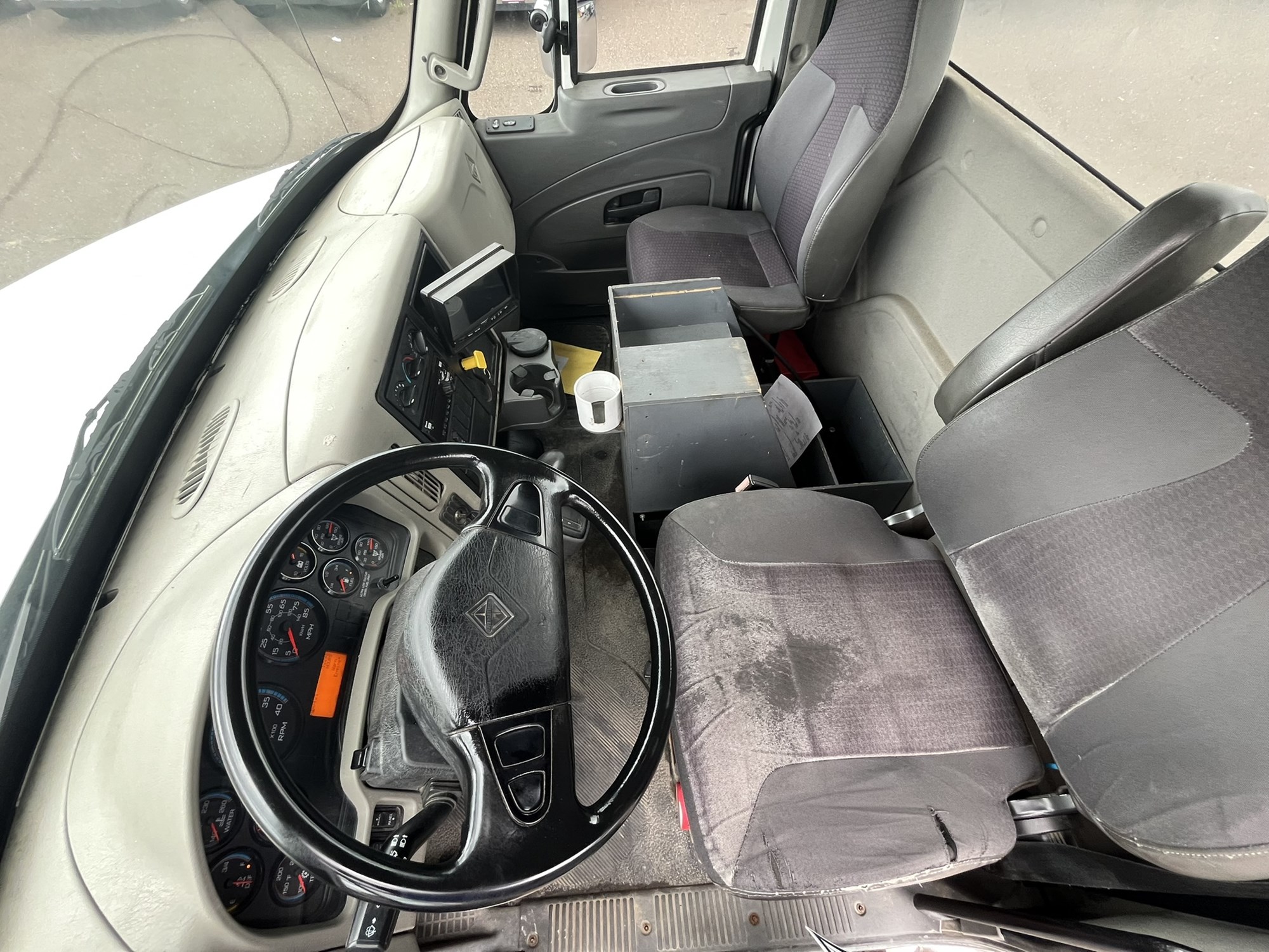 2019 INTERNATIONAL 4300 1203057-13 2019 INTERNATIONAL 4300 1203057-13