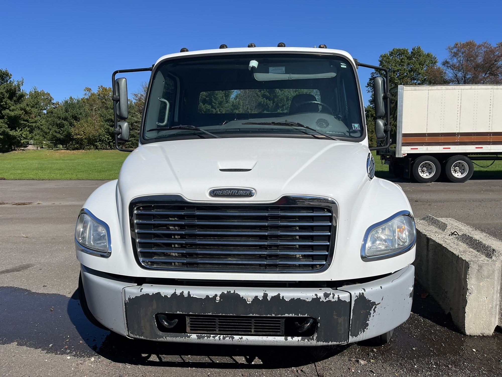 2020 FREIGHTLINER M2106 2020 FREIGHTLINER M2106 - image 2 of 6